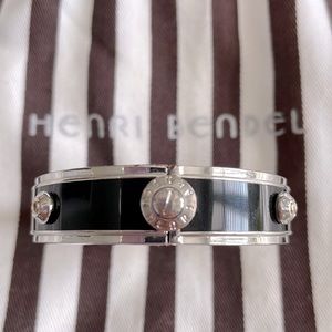 Henri Bendel Bangle Bracelet Black